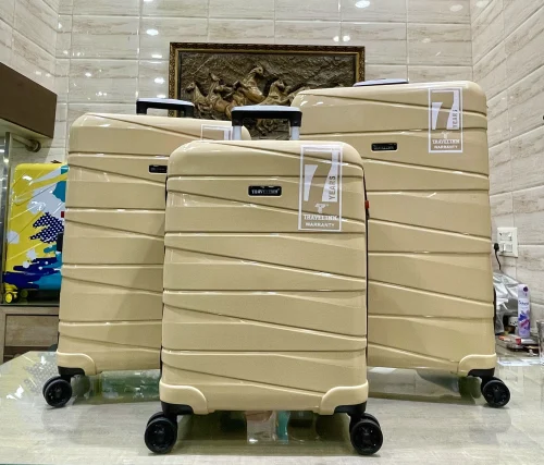 Luxe Windsor Check-in Suitcase, Polycarbonate
Hardside Spinner Luggage